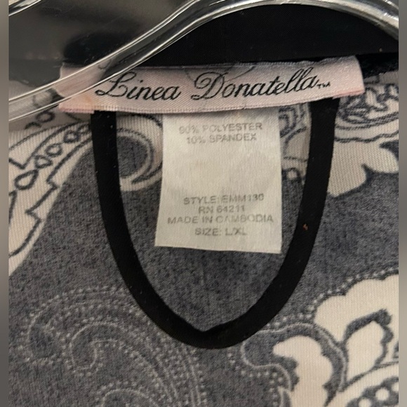 Linea Donatella, satin robe. Sz L/XL - Picture 5 of 13